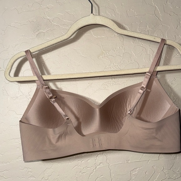 EBY All Day Balconette Bra size medium - Picture 3 of 5